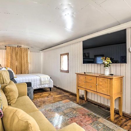 Unique Joplin Gem Converted Train Car Studio Экстерьер фото
