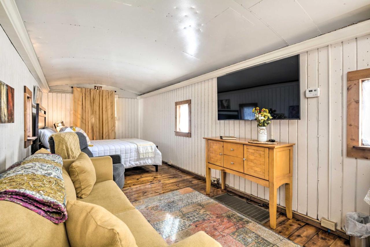 Unique Joplin Gem Converted Train Car Studio Экстерьер фото