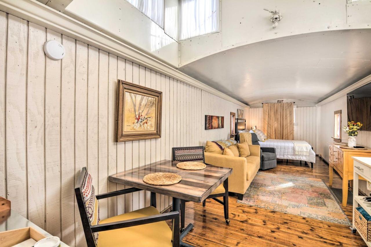 Unique Joplin Gem Converted Train Car Studio Экстерьер фото